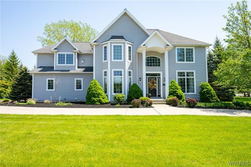 177 Promenade Ln, Amherst, NY, 14221-1937 | Card Image