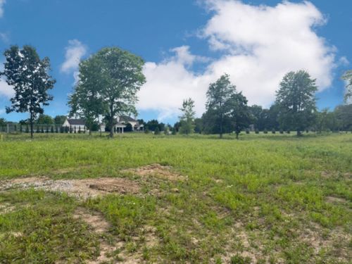 1911 Liberty Trl, Delaware, OH, 43015-0200 | Card Image