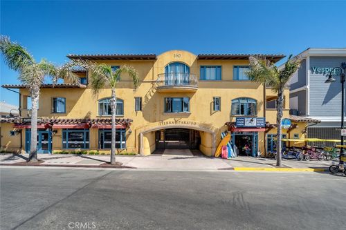 apt-202-160 Hinds Ave, Pismo Beach, CA, 93449-2684 | Card Image