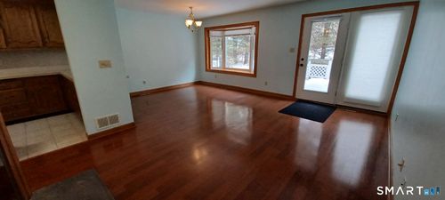 52-1325 Farmington Ave, Bristol, CT, 06010-4757 | Card Image