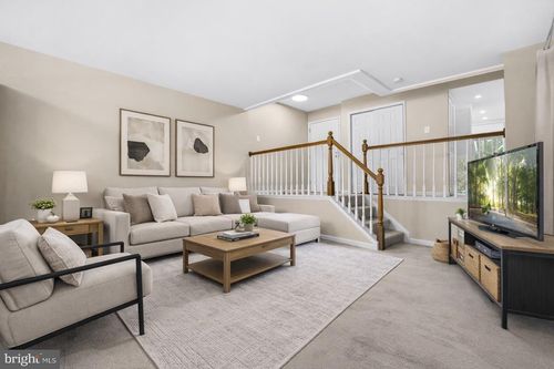 200d-2116 Green Watch Way, RESTON, VA, 20191-2425 | Card Image