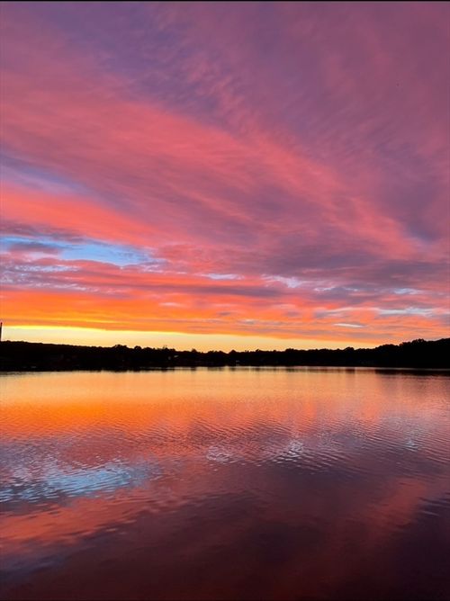 90 Macarthur Dr, Millbury, MA, 01527-3547 | Card Image