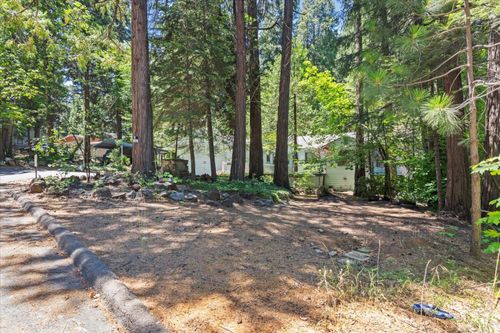 3205 Castlewood Circle, Pollock Pines, CA, 95726 | Card Image