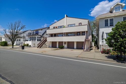 201-537 E Broadway, Long Beach, NY, 11561-4513 | Card Image