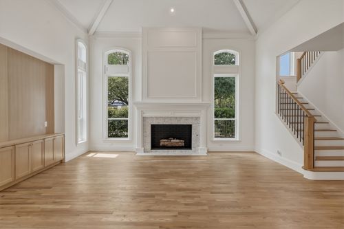 7 Royal Terrace Ct, Dallas, TX, 75225-1828 | Card Image