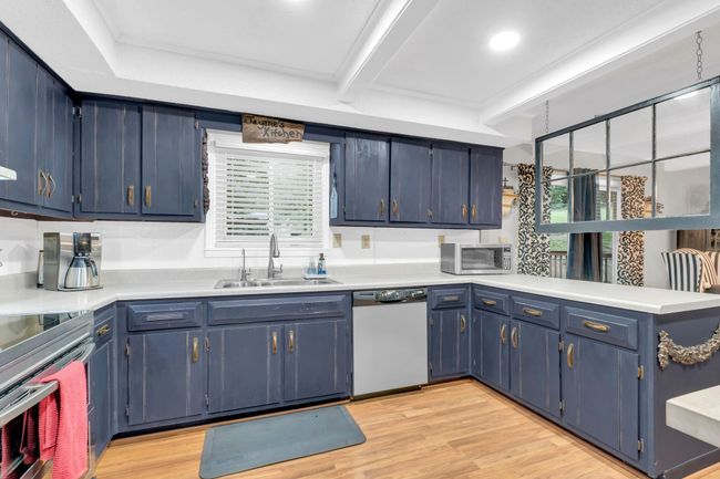 130 Shane Lee Cir, House other with 4 bedrooms, 2 bathrooms and 2 parking in Dover TN | Image 12