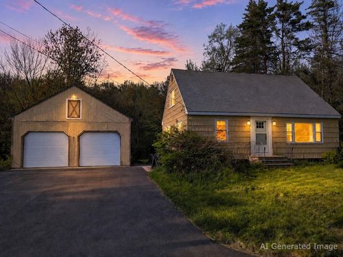 451 Summit Street, Portland, ME, 04103 | Card Image