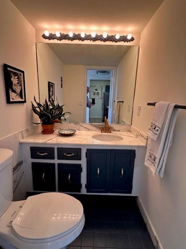 Powder Room Ready to Go | Image 17