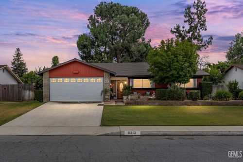 6313 Sundale Ave, Bakersfield, CA, 93309-2833 | Card Image