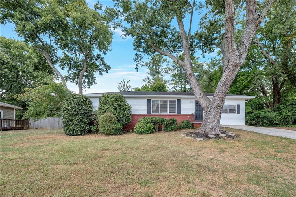 Hurt Rd, Smyrna, GA 30082