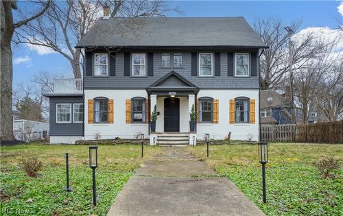 14605 S Woodland Rd, Shaker Heights, OH, 44120-2458 | Card Image