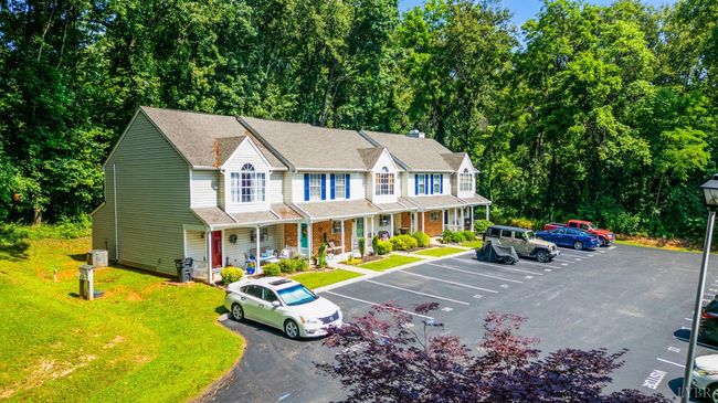 17 Jefferson Village Dr, Townhouse with 2 bedrooms, 2 bathrooms and null parking in Forest VA | Image 25