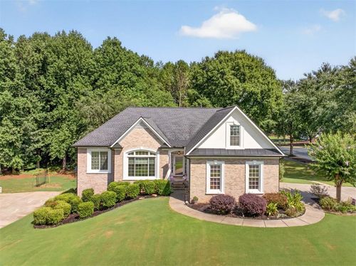 880 Providence Club Dr, Monroe, GA, 30656-6217 | Card Image