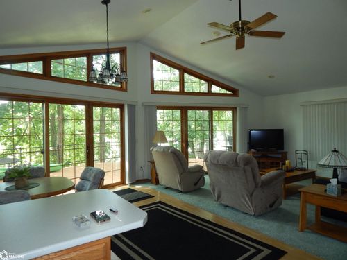 226 & 228 Center Point Drive, Montezuma, IA, 50171 | Card Image
