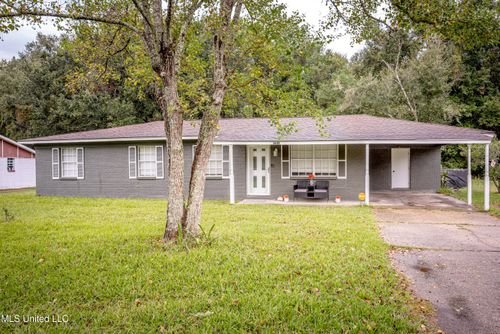 3609 Doris Cir, Moss Point, MS, 39563-5942 | Card Image