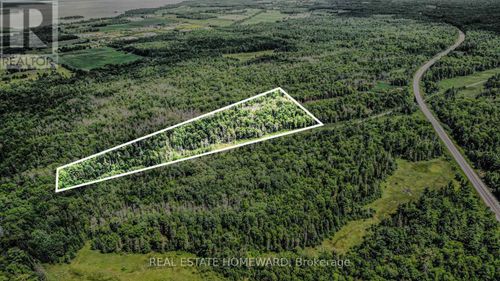 571430030 476606204000120 Road, Laurentian Valley, ON, K8A6W4 | Card Image