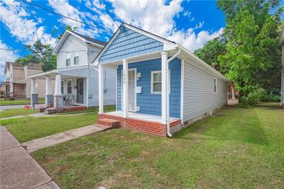 1033 Galt Street, House other with 2 bedrooms, 2 bathrooms and null parking in Norfolk VA | Image 3