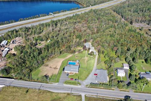 568 Seaview Dr, North Sydney, NS, B2A3N8 | Card Image