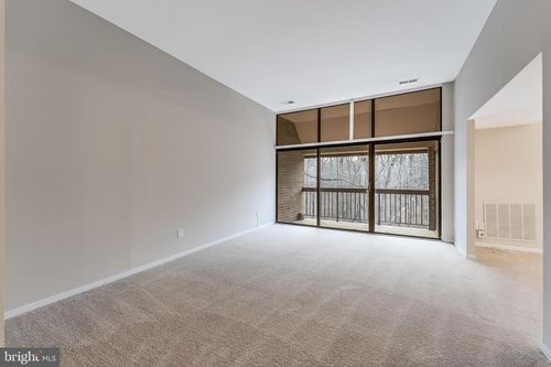 3d-1666 Parkcrest Cir, RESTON, VA, 20190-4954 | Card Image