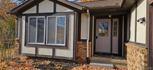 2079 Pheasant Ave Nw, Walker, MI, 49534-2382 | Card Image