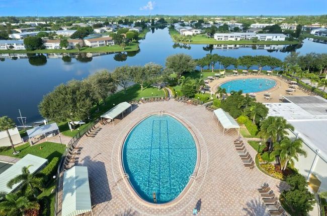 107 Sheffield E, Condo with 1 bedrooms, 2 bathrooms and null parking in West Palm Beach FL | Image 57