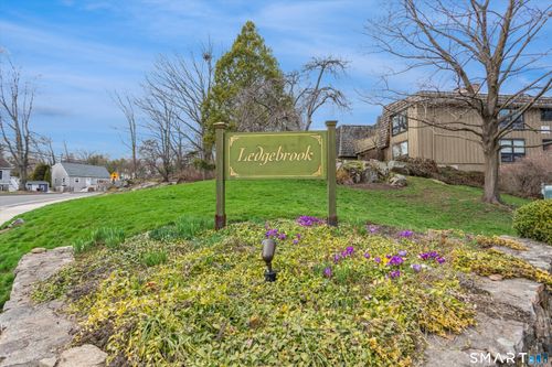 82-82 Ledgebrook Drive, Norwalk, CT, 06854 | Card Image