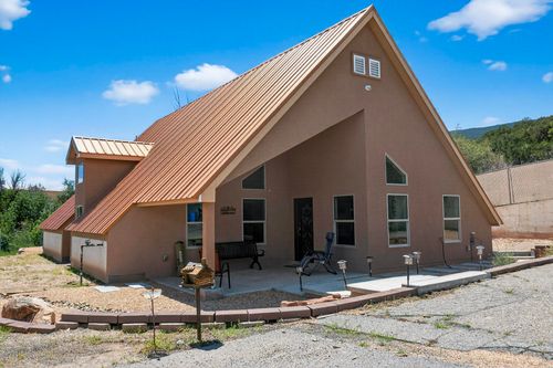 12001 Highway 14, Cedar Crest, NM, 87008-9405 | Card Image