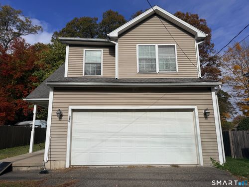 30 Delaware Ave, Waterbury, CT, 06708-2429 | Card Image