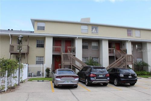 g204-4863 W Mcelroy Ave, TAMPA, FL, 33611-3231 | Card Image