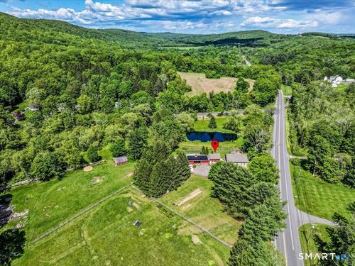 72 New Milford Tpke, New Preston Marble Dale, CT, 06777-1702 | Card Image