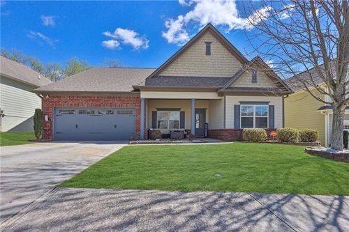 4557 Sweetwater Dr, Gainesville, GA, 30504-9278 | Card Image