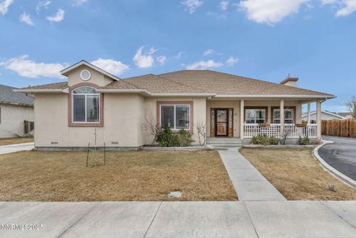 421 Silver Star Ct, Yerington, NV, 89447-2393 | Card Image