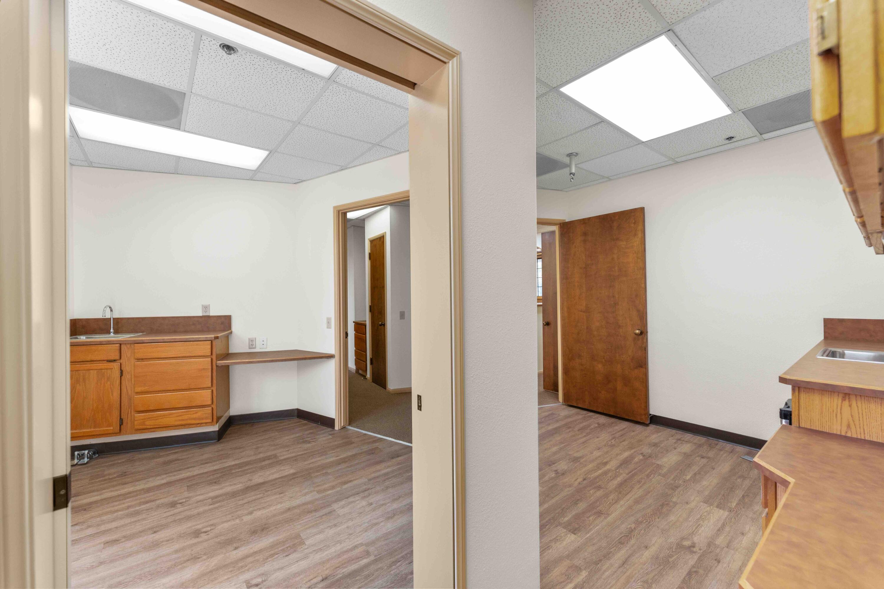 Commercial Sale in SANTA BARBARA 4