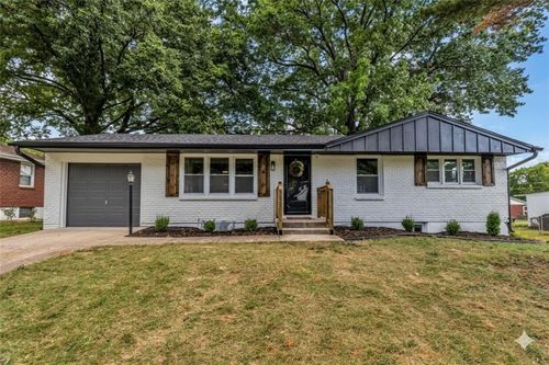3639 S Pope Ave, Independence, MO, 64055-3453 | Card Image