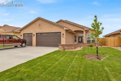 805 Thorncrest Drive, House other with 3 bedrooms, 1 bathrooms and 3 parking in Pueblo CO | Image 2