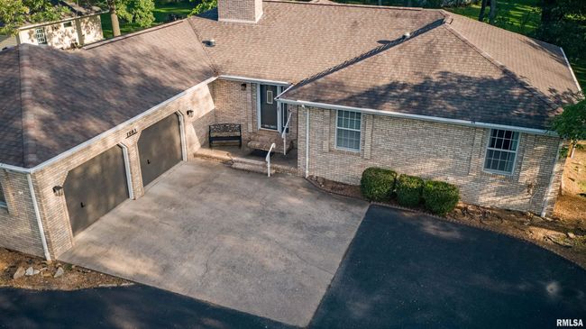 1803 Spring Garden Rd, House other with 3 bedrooms, 3 bathrooms and null parking in Marion IL | Image 4