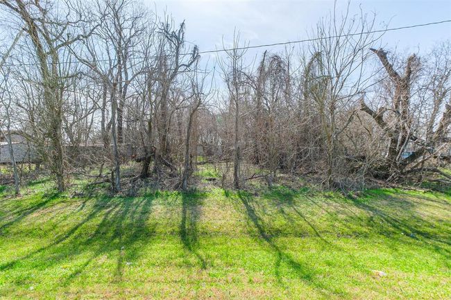 35143 Fm 1093 Rd, Home with 0 bedrooms, 0 bathrooms and null parking in Wallis TX | Image 11