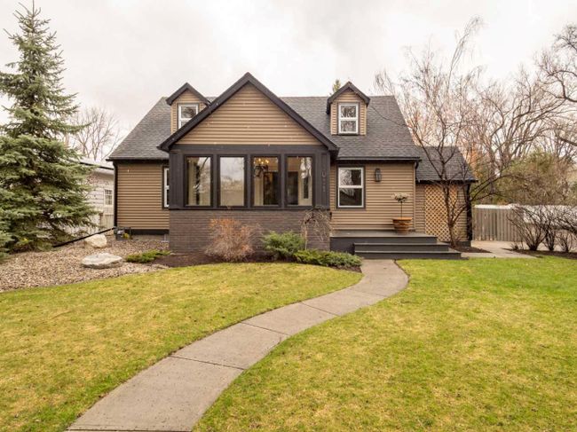 1011 14 Street S, Home with 4 bedrooms, 2 bathrooms and 3 parking in Lethbridge AB | Image 1