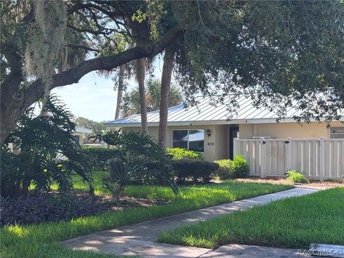 11402 Bayshore Dr, CRYSTAL RIVER, FL, 34429-9234 | Card Image
