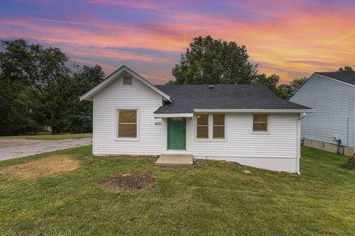 217 Buckner St, Elsmere, KY, 41018-2406 | Card Image