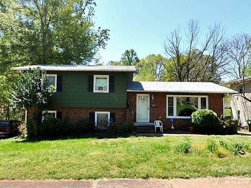 3414 Winterfield Pl, Charlotte, NC, 28205-5940 | Card Image