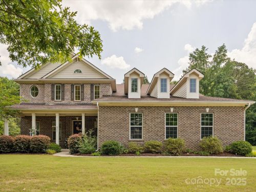 2751 Collaroy Rd, Waxhaw, NC, 28173-6435 | Card Image