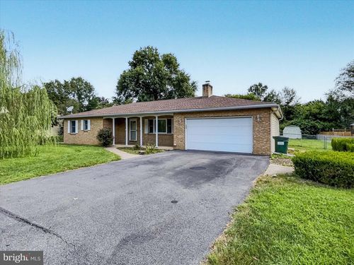 85 Jackson Dr, CHAMBERSBURG, PA, 17201-8962 | Card Image