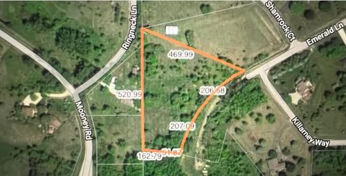 5790 Emerald Ln, Plymouth, WI, 53073-3523 | Card Image