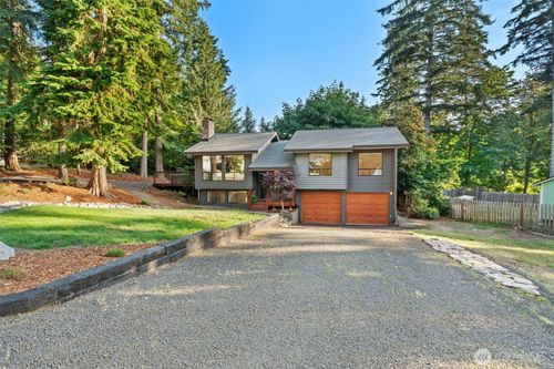 91 E Lakeland Way, Allyn, WA, 98524-9721 | Card Image