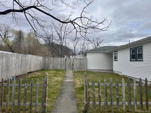 1-3191 Route 9, Cold Spring, NY, 10516-3927 | Card Image