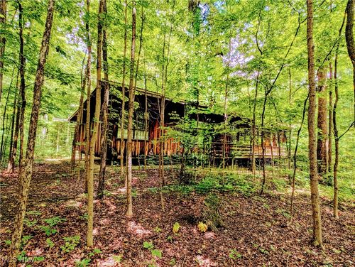 9661 Stone Rd, Litchfield, OH, 44253-9748 | Card Image