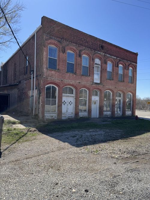 7637 North St, Seligman, MO, 65745 | Card Image