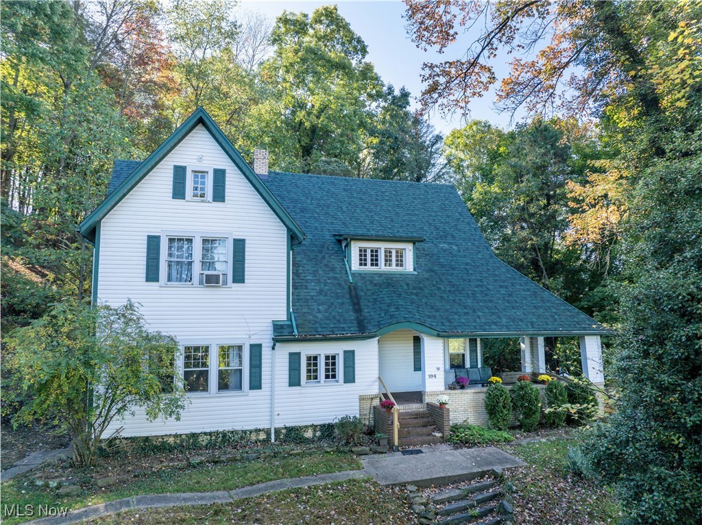 High St, Uhrichsville, OH 44683