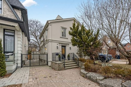 122 Randolph Rd, East York, ON, M4G3R9 | Card Image